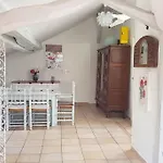 House Very Closed To The Beautiful * بياريتز