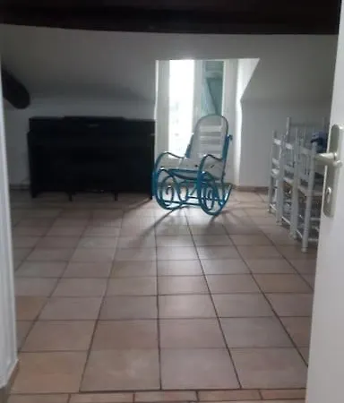 House Very Closed To The Beautiful *